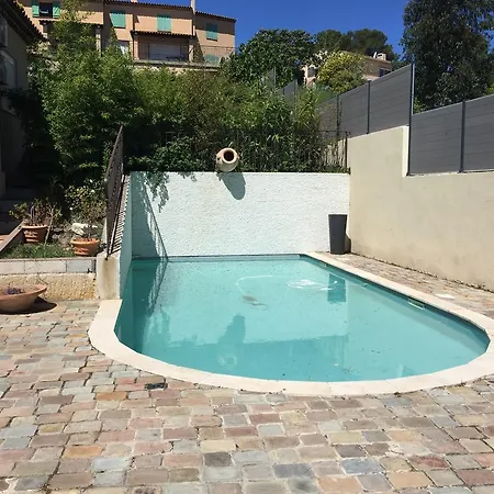 Dana Apartman